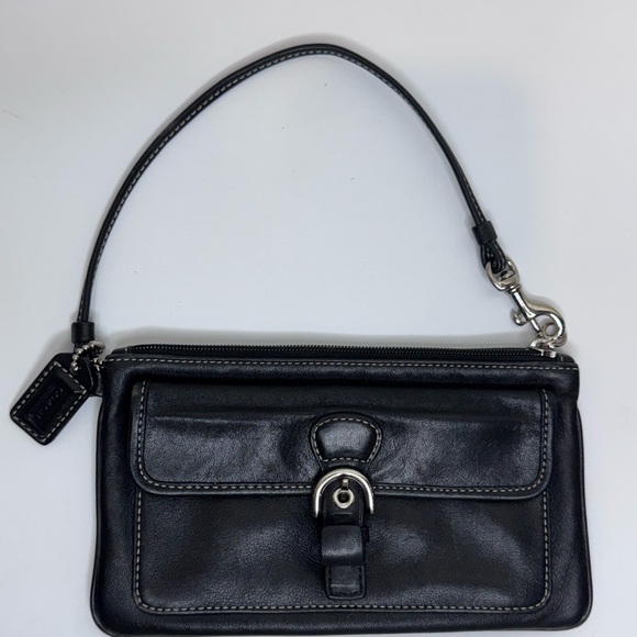 Coach Vintage Bleecker Wristlet EUC - Picture 3 of 12